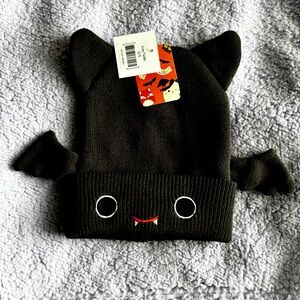 Emily the Bat Squishmallow Beanie / Toque